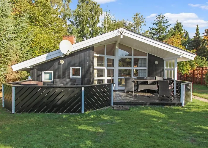 Aimi - 270m From The Sea By Interhome Nyaraló Bøtø By